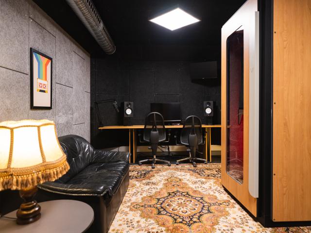 Room 4 - Rec - Vocal Recording Studio